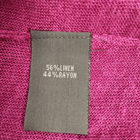 Kenneth Cole Reaction Lightweight Cardigan Sweater Drape Front Raspberry Size M - Picture 6 of 6